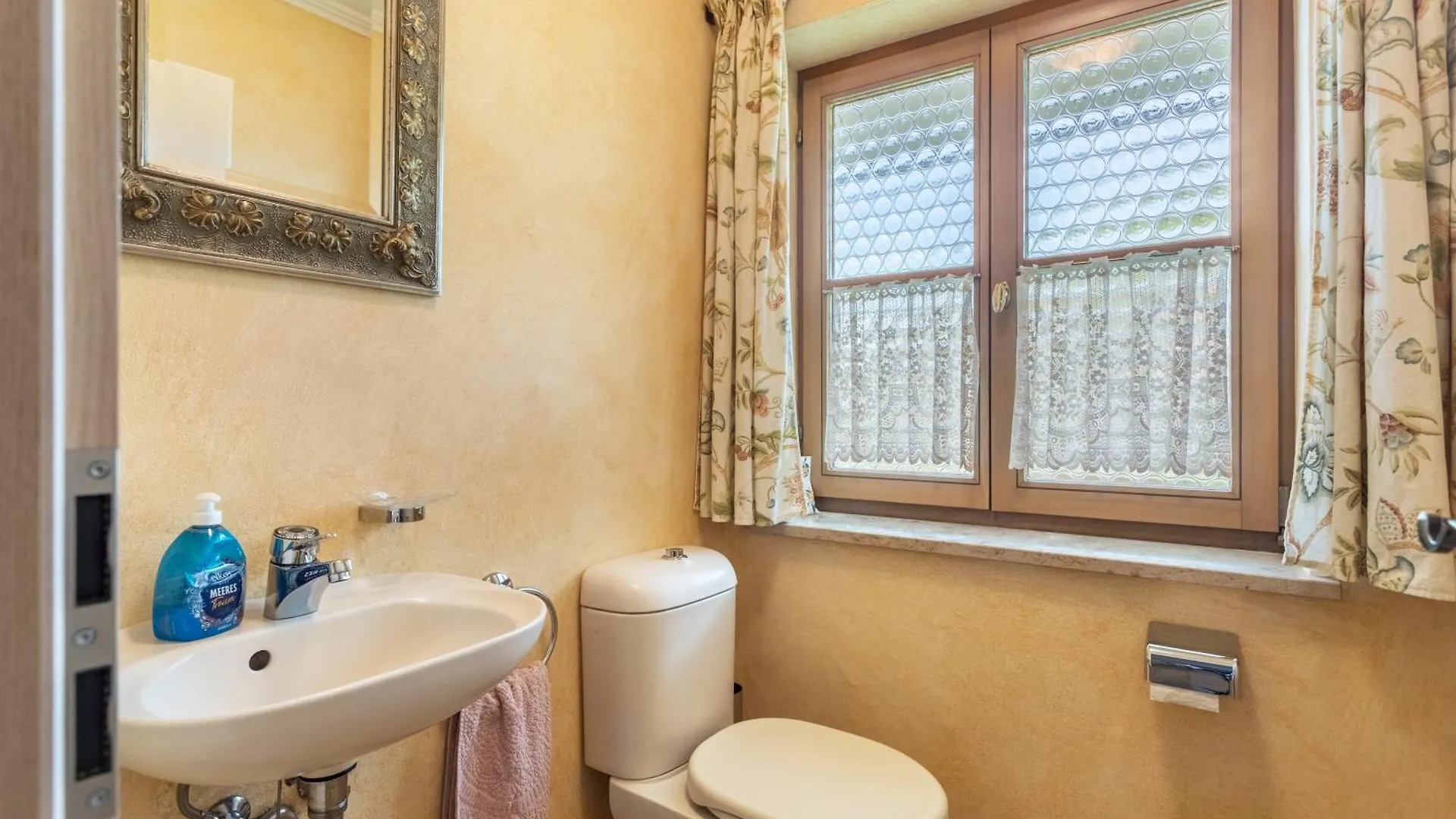 Ferienhaus Mit Bergpanorama Unterwoessen Holiday home